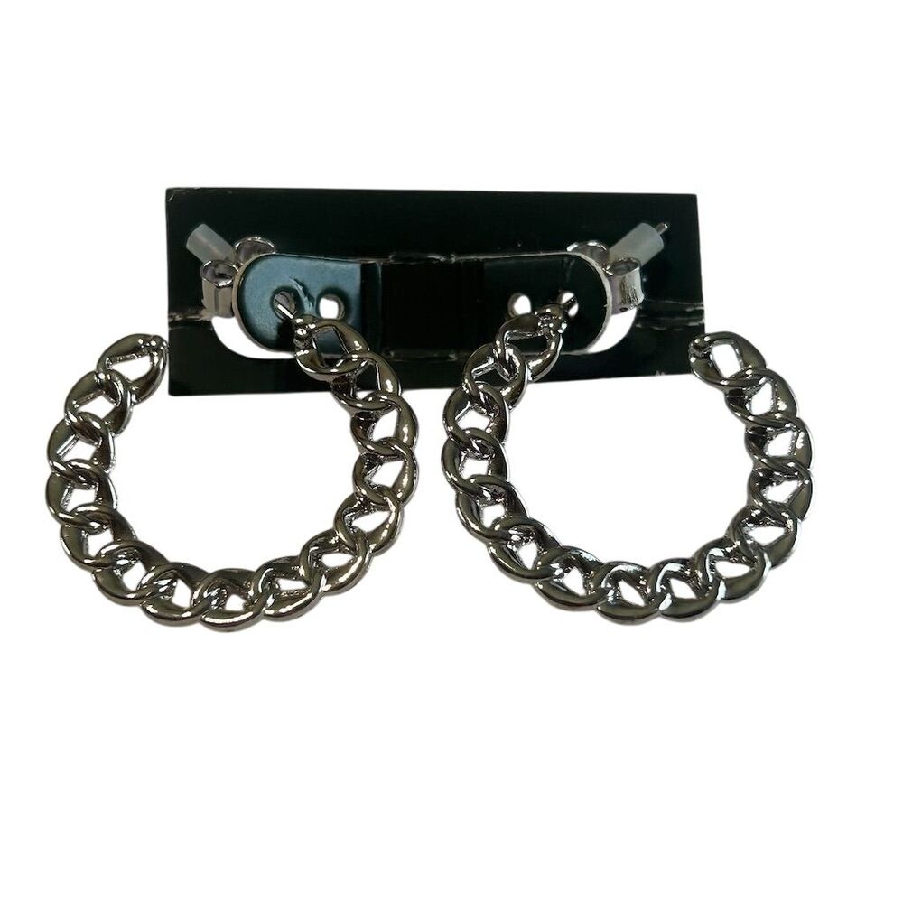 Silver Tone Chain Link Hoop Earrings Lightweight Versatile